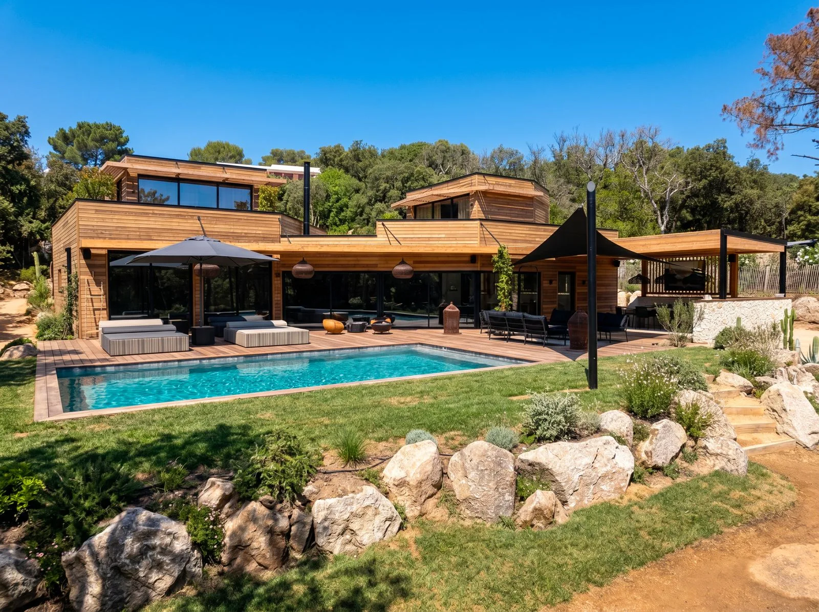 Villa et piscine